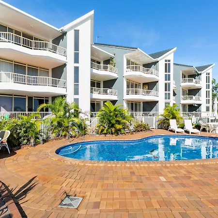 The Hill Apartments Currumbin Beach-3